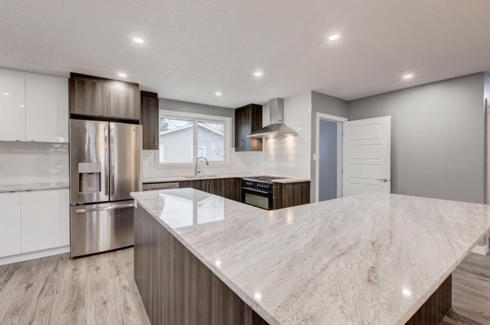 Creating the Perfect Kitchen Pantry