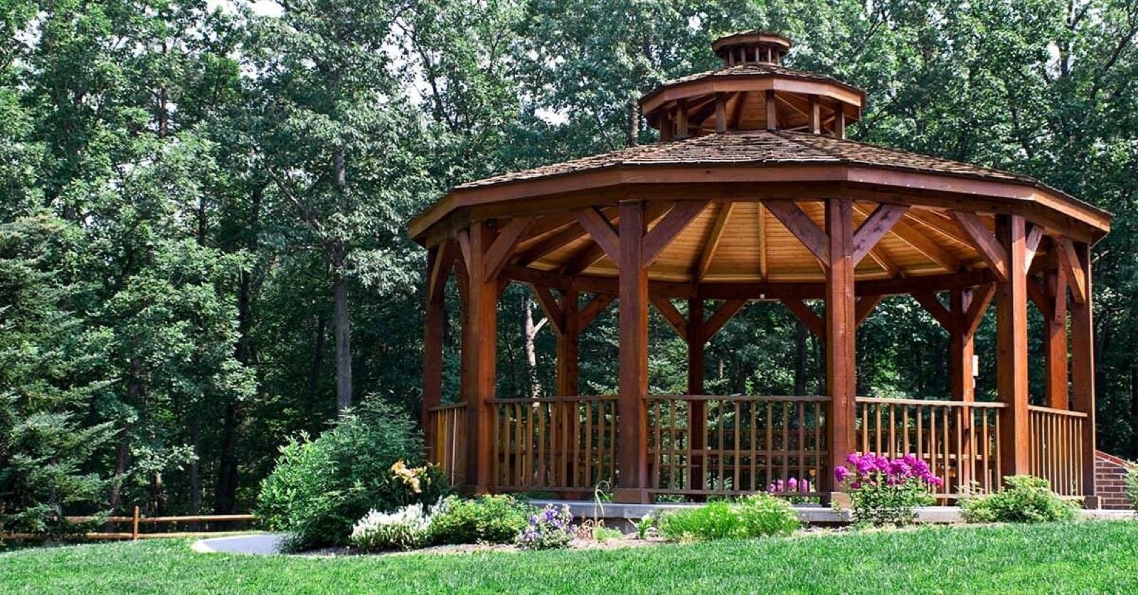 Deck & Gazebos