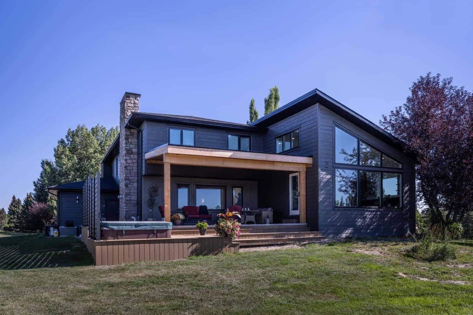 How to build an additional room onto your Calgary home?