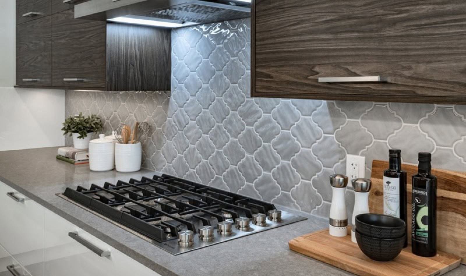 Kitchen Backsplash Tile Patterns and Tips