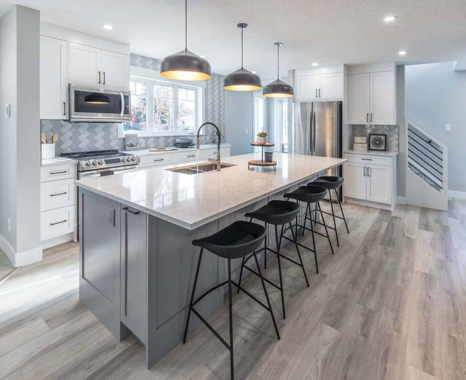 Kitchen Renovations by Kay2 Contracting: 19th Street Home Addition, NW Calgary