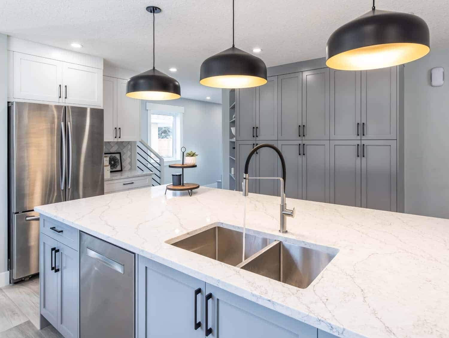 Kitchen Renovations by Kay2 Contracting: 19th Street Home Addition, NW Calgary