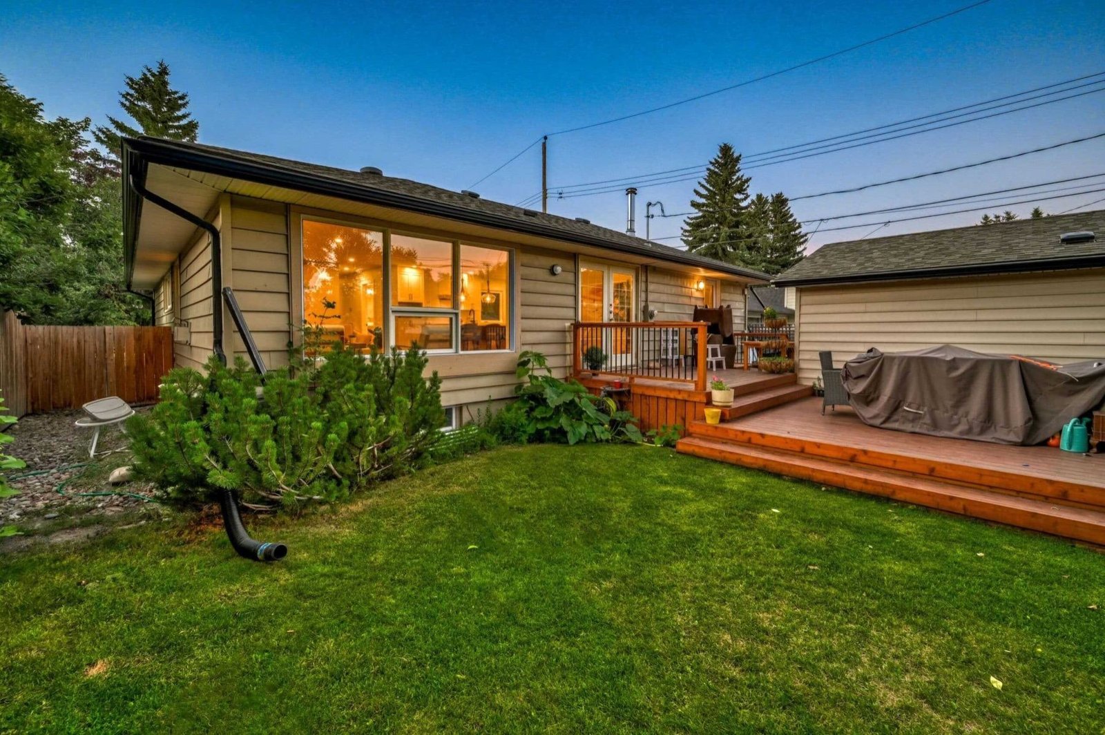 Exterior Renovations by Kay2 Contracting: Glenwood Main-Floor Remodel, Glenwood